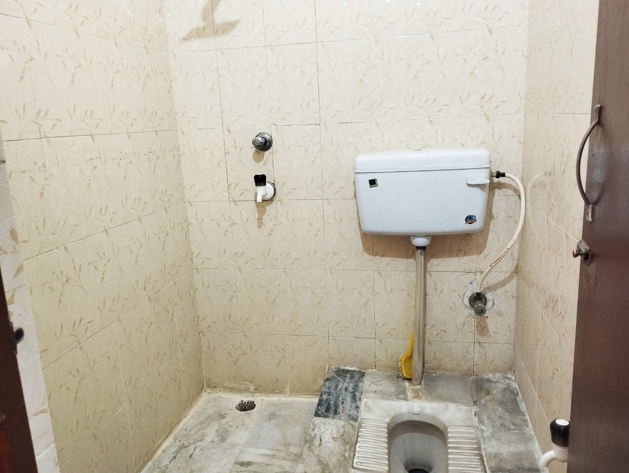 Unfurnished 3bhk in Hengrabari Rd, Lichubagan, Hengrabari, Guwahati, Assam, India for Rent